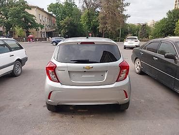 chevrolet blazer: Chevrolet Spark: 2019 г., 0.1 л, Вариатор, Бензин, Хэтчбэк — 5