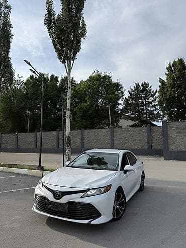 Унаа сатуу: Toyota Camry: 2020 г., 2.5 л, Автомат, Бензин, Седан — 2