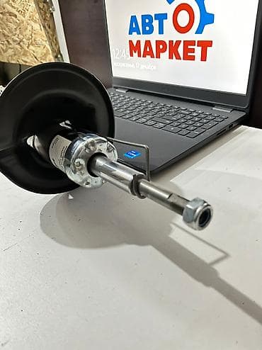 mazda: Задний амортизатор Mazda 1994 г., Новый — 3