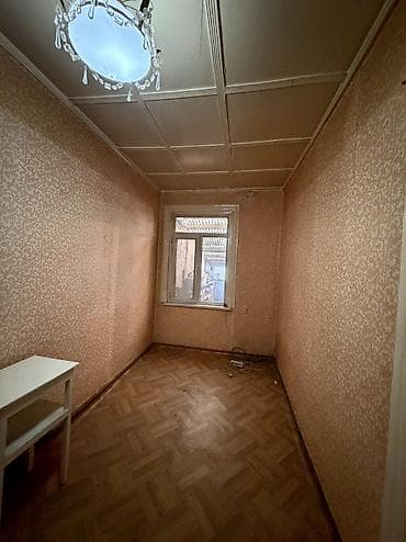 продаю дом дзержинского: Продам дом барачного типа по улице Жукеева-Пудовкина(район клиники — 9