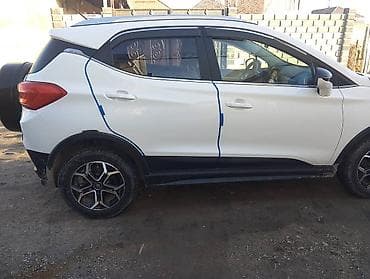 Электромобиль кроссовер (белый) Основные характеристики и оснащение at lalafo.kg Электромобиль кроссовер (белый) Основные характеристики и оснащение
