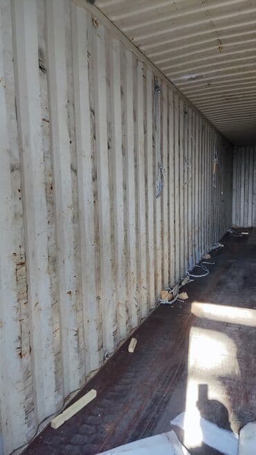 продаю вагончик: Контейнер. Продаю контейнер 40 футов морской длина12,2м 2,9м высота — 7