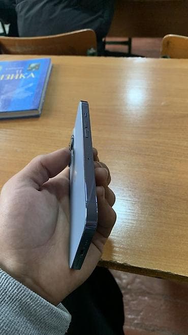 samsung galaxy a31: IPhone 13 Pro, 256 ГБ, Blue Titanium, 79 % — 3