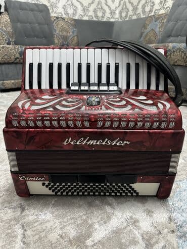 Продаю Привозной Германский Аккордеон Вельтмейстер каприз уну