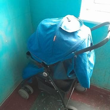 Прогулочная коляска-трость, компактная и легкая. Отличный вариант для