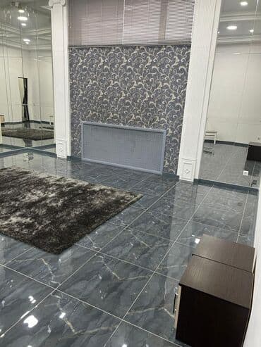 Помещение сдаю тепло уютно можно использовать под салон красоты или