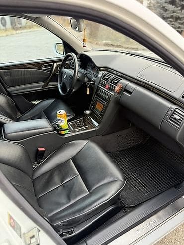 камри 1997: Mercedes-Benz E-Class: 2000 г., 3.2 л, Автомат, Бензин, Седан — 8