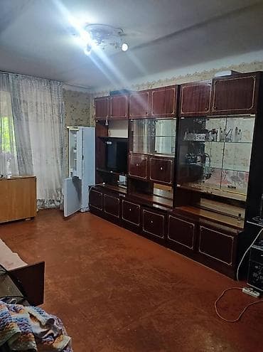 Батирлер: 1 бөлмө, Балдарсыз түгөйлөргө, Толугу менен эмереги бар — 2