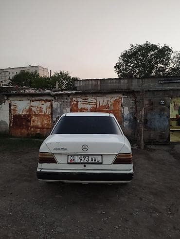 mersedes s class: Mercedes-Benz W124: 1986 г., 2.3 л, Ручные, Бензин, Седан — 1