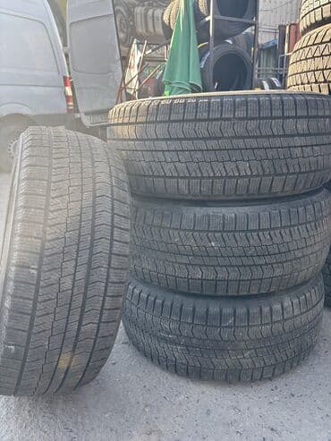 Шины 225 / 50 / R 17, Зима, Б/у, Комплект, Легковые, Япония, Bridgestone