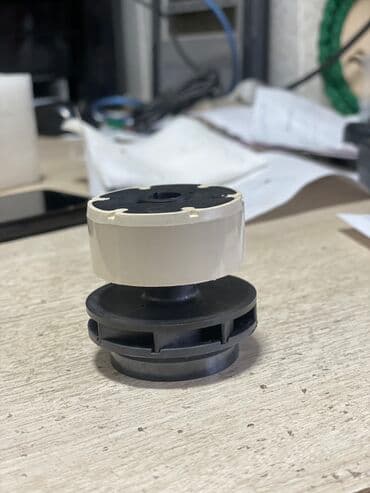 ремонт радиаторов охлаждения автомобилей: Помпа Toyota 2015 г., Новый, Аналог — 3