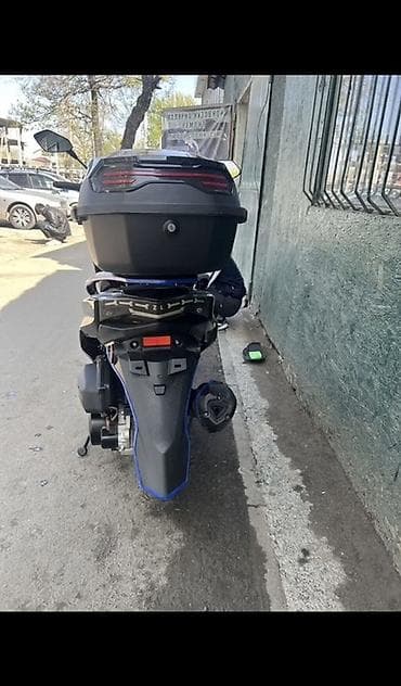 z maks скутер: Макси-скутер 150 куб. см, Бензин, Б/у — 3