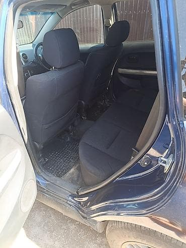 d 4d: Toyota Ist: 2003 г., 1.5 л, Автомат, Бензин, Хэтчбэк — 5