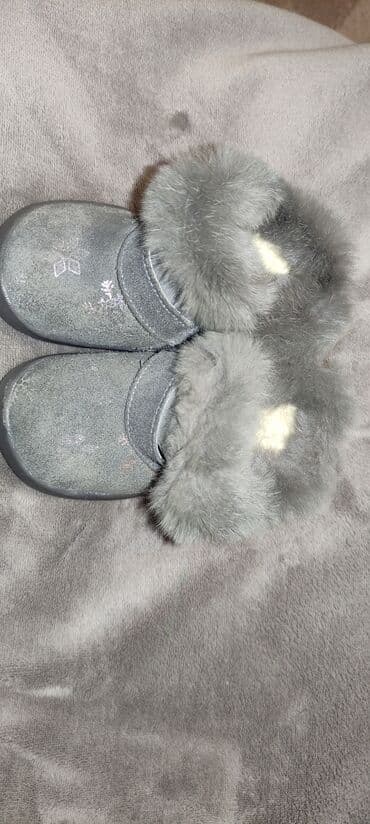 Детские электрокары: Сапожки на 9-12 месяцев очень теплые,натуралка — 5