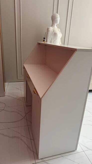 документ сканеры для проекторов сумки: Ресепшн/кассовая стойка для магазина или салона - Современный дизайн — 2