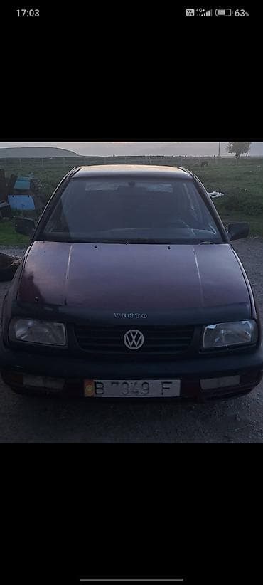 Volkswagen Vento: 1992 г., Седан — 8