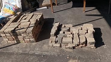 Село БЕЛОВОДСК. самовывоз 400шт. есть половинки. тел . Кирпич