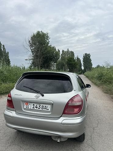 Продажа авто: Nissan Almera: 2001 г., 1.5 л, Механика, Бензин, Хэтчбэк — 4