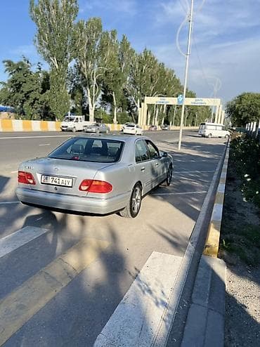 mers e124: Mercedes-Benz E-Class: 1995 г., 3.2 л, Автомат, Бензин, Седан — 5