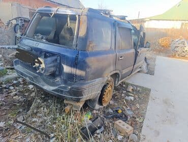 Honda CR-V: 1997 г., 2 л, Автомат, Бензин