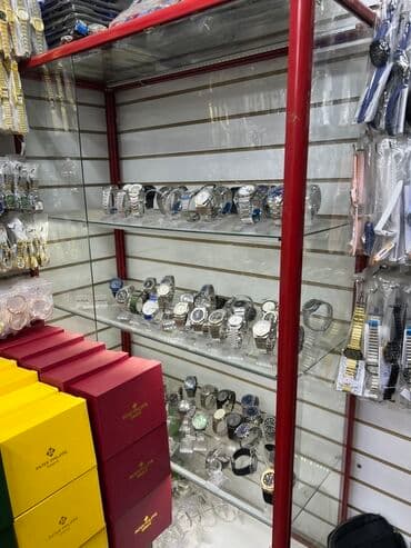 оборудование для бутиков: Продается витрина 
Вацап — 1