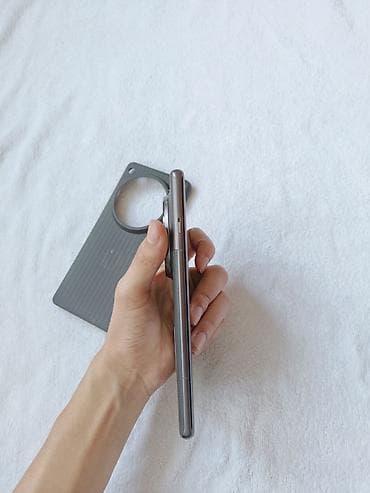 iphone 8s plus: Oppo Find X7 Ultra, цвет - Черный — 6