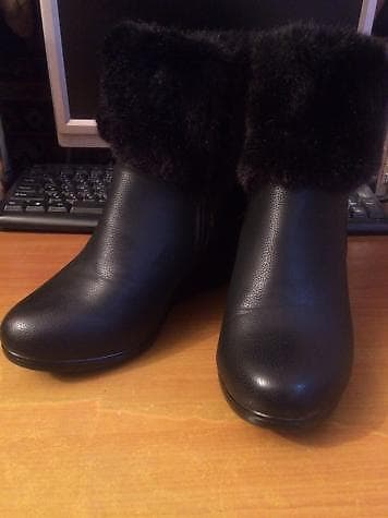 женская кожаная обувь бишкек: Срочно продаю зиние ботинки. Очень удобные и теплые — 4
