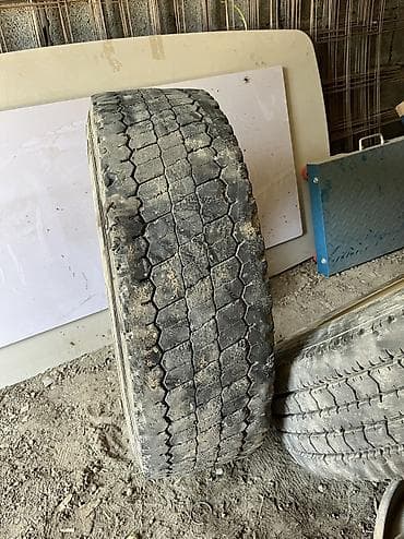 Транспорт: Колеса в сборе 235 / 75 / R 17.5, Всесезонная, Комплект, Грузовики/Автобусы, Железные — 4