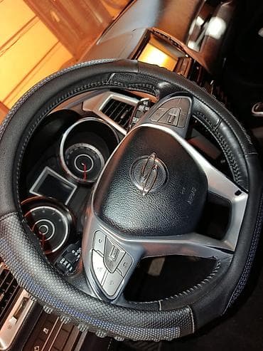 matiz 2010: Ssangyong Tivoli: 2016 г., 1.6 л, Автомат, Бензин, Кроссовер — 3