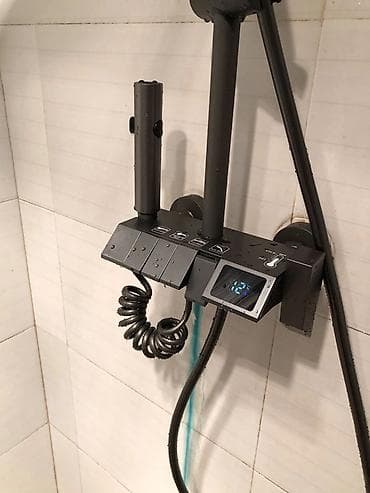 для уборки: Душевая система с верхним и ручным душем, графитово‑черная, с — 4