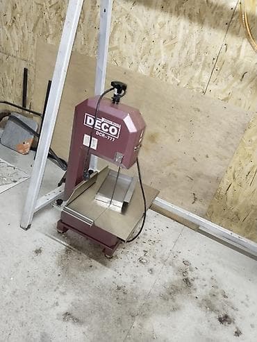 Пила ленточная для разрубки мяса и костей DECO DCR‑777 Назначение: -