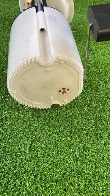 е91: Насос топливный электрический Номер производителя: 16147—19775 Насос — 6