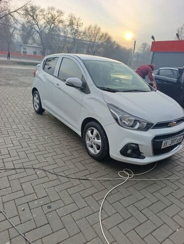 зил водовоз: Chevrolet Spark: 2016 г., 1 л, Автомат, Бензин, Хэтчбэк — 7