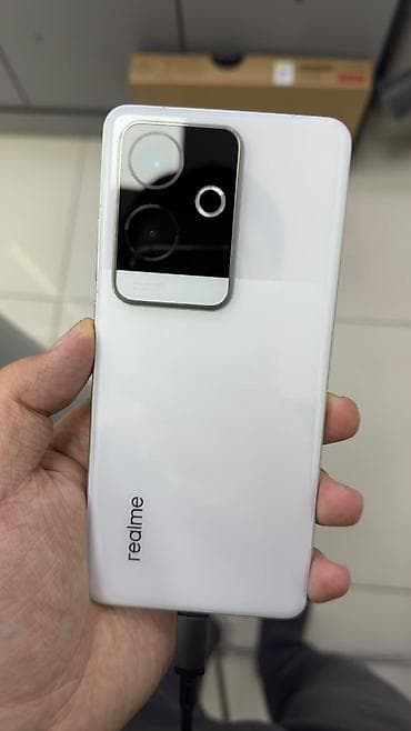 Техника и электроника: Realme GT 6, Б/у, 256 ГБ, цвет - Белый, 2 SIM — 2