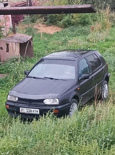 Продажа авто: Volkswagen Golf: 1994 г., 1.8 л, Механика, Бензин, Хэтчбэк — 7