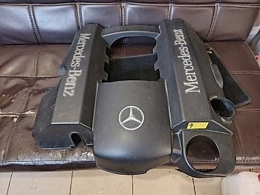 air box: Крышка двигателя Mercedes-Benz - Оригинальная пластиковая декоративная — 2