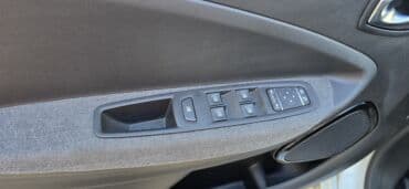 купить зимние шины на матиз: Renault : 2020 г., Автомат, Электромобиль, Хэтчбэк — 5