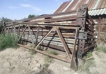 металлические сетки: Продаются металлические фермы для каркаса здания. Количество 10 штук — 4
