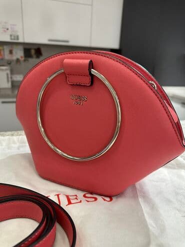 сумка клатч б у: GUESS Сумка маленького размера • Цвет яркий розовый • ПВХ • Гладкая — 1