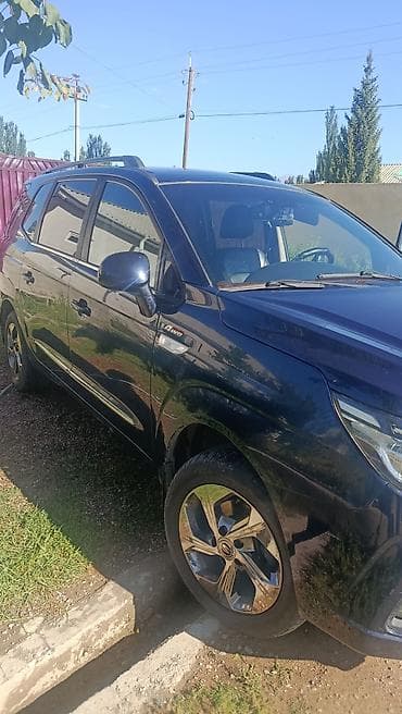Продажа авто: Ssangyong Korando Turismo: 2019 г., Дизель, Минивэн — 4