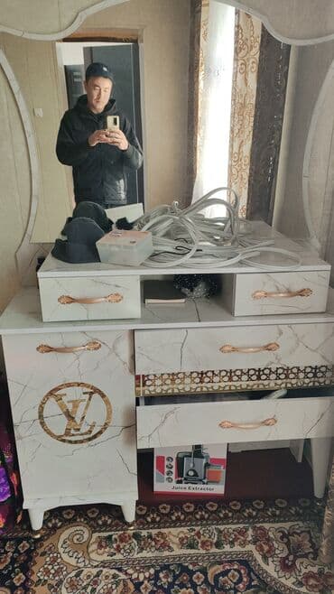 детская мебель 3 в 1: Сервант, Б/у, МДФ — 1