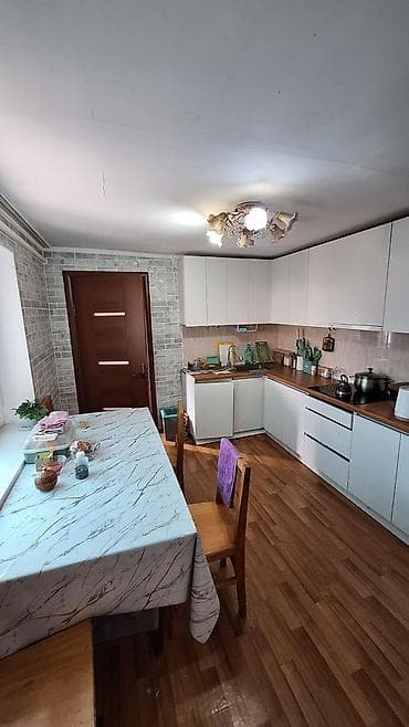 Мебельные гарнитуры: Продаю дом в Орто-сай по улице Ормокоева . От Советскрй по ул — 3