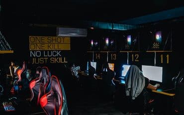 долгосрочная аренда квартиры в бишкеке: 📍ул. Абдраимова Ишембая 🔘Этажи -1/9 🔘326,3м² Продаётся готовый — 7