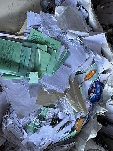 Книги и журналы: Смешанный лот книг и печатной продукции Состав: - Учебники и пособия — 4