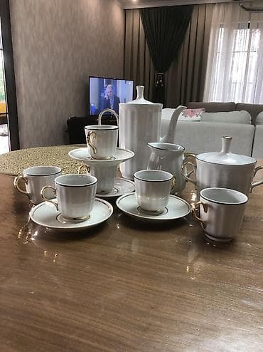 чайные розы: Фарфоровый кофейный/чайный сервиз на 6 персон в классическом стиле — 1