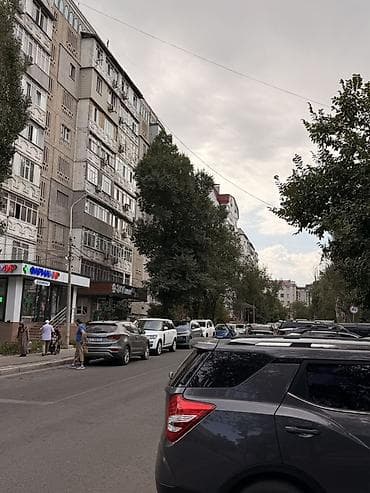 3: 3 комнаты, 68 м², Вечерка 105 серия, 6 этаж, Свежий ремонт — 1