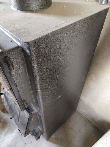 паравой отапления: Отопительный вертикальный котел. Новый, непользованный. Рассчитан на — 2