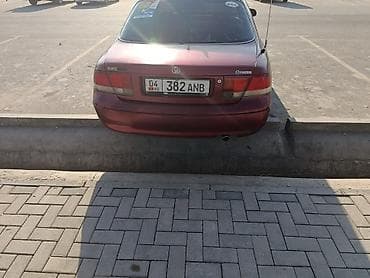 mitsubishi eclipse: Mazda 626: 1992 г., 2 л, Механика, Бензин, Седан — 4