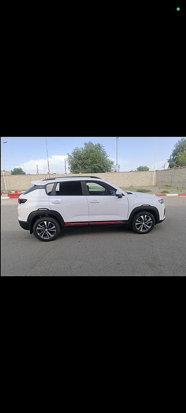 changan 5: Changan CS35 Plus: 2025 г., 1.4 л, Робот, Бензин, Кроссовер — 4