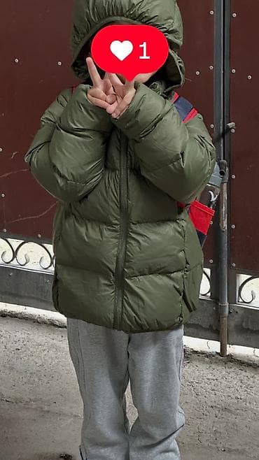 Куртка и бомбер на 6-7 лет 130 см все в хорошем состоянии за все — 1